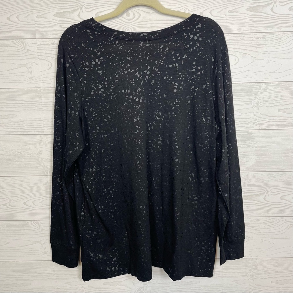 Torrid LoveSick Super Soft Slub Distressed Long Sleeve Top Size 1X - Picture 6 of 11